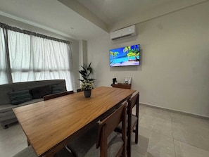 Dining - Chic Stay, Rooftop Plunge Pool, 4 Blocks from 5th (Playa del Carmen)
