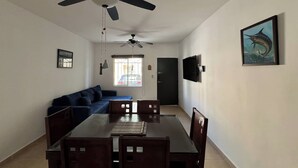 Interior - Cozy ground-floor apartment | Great location + WiFi (Playa del Carmen)