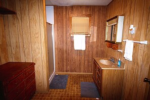Bathroom - 303 Bayshore-Cozy wildlife retreat! (Port Mansfield)