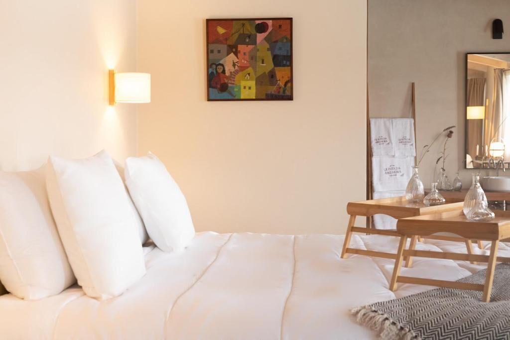 Zimmersafe, Schreibtisch, Verdunkelungsvorhänge, schallisolierte Zimmer