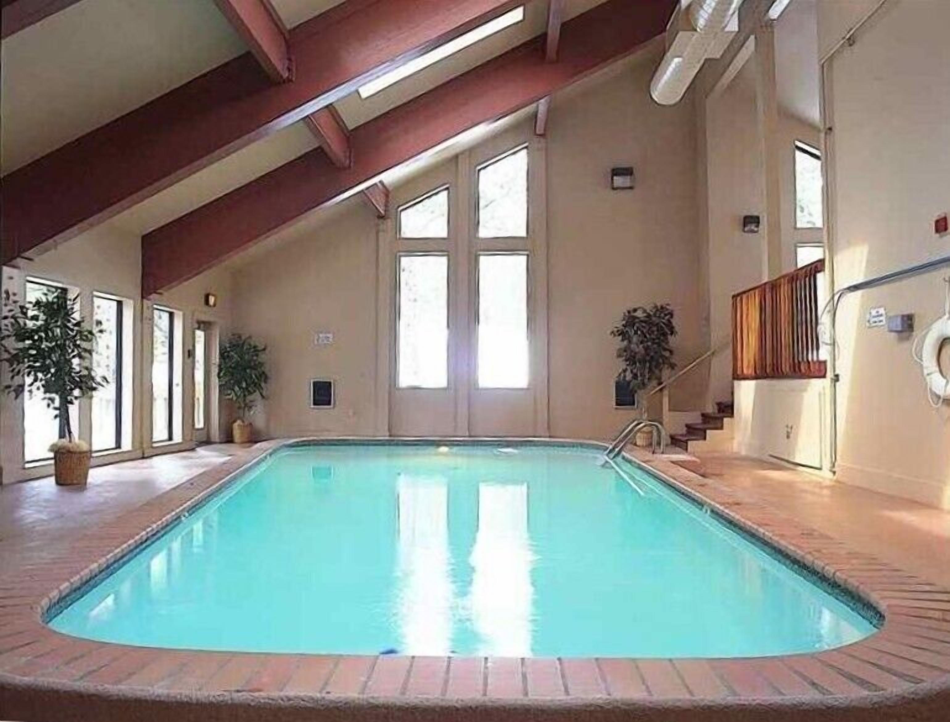 Piscine intérieure, piscine chauffée