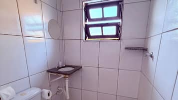 Family Studio Suite, Ground Floor | Bathroom | Shower, hair dryer, towels, soap