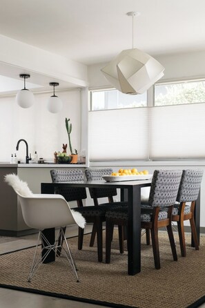 Dining - Chic Mid Century Modern Retreat South Pasadena (South Pasadena)