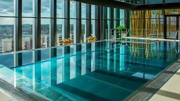 Piscine couverte