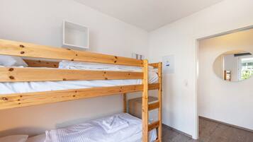 2 Schlafzimmer, Bügeleisen/Bügelbrett, WLAN, Bettwäsche