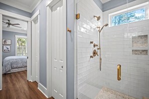 Shower, hair dryer, towels - Peaceful Scenic Island Location, Large Screened Porch, Golf Cart Included - 29 Fiddlers Trace (Fripp Island)