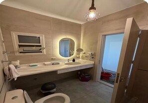 Shower, bidet, towels, soap - Chic Stays - 2BR Sea view Groove - MILA Beach Club House (Suez Governorate)