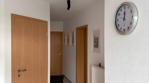 Interior - Quiet Apartment for 4 Guests (70 m²) in Hinzweiler (Hinzweiler)