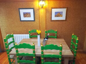Dining - Vrbo Property (Tudela)