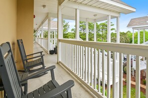 Terrace/patio - 🦞Close to Beach | Steps to Pool | 30A Heron's Watch Way 3304☀️ (Santa Rosa Beach)