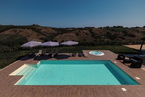Outdoor pool - Villa Aura|Exclusive retreat for families and groups (Marche)