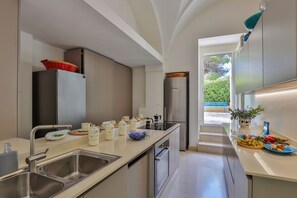 Private kitchen - Partenope Sea View - Five Bedroom Villa, Sleeps 10 (Leuca)