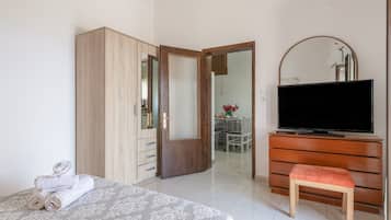 2 dormitorios, tabla de planchar con plancha, wifi y ropa de cama