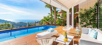 Villa Oasis I - Five Bedroom Villa, Sleeps 12