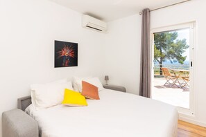 6 Schlafzimmer, Bügeleisen/Bügelbrett, Internetzugang, Bettwäsche