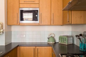House, Smoking - Pollen Spacious 2-bedroom Apartment in Mayfair (London)