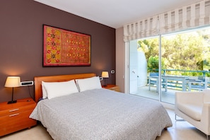 3 Schlafzimmer, Bügeleisen/Bügelbrett, Bettwäsche