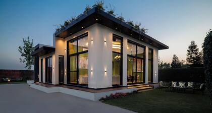 Terai Farm House - A Luxe Villa