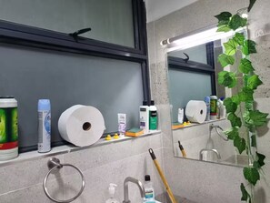 Bathroom - Small Haven (Nairobi)