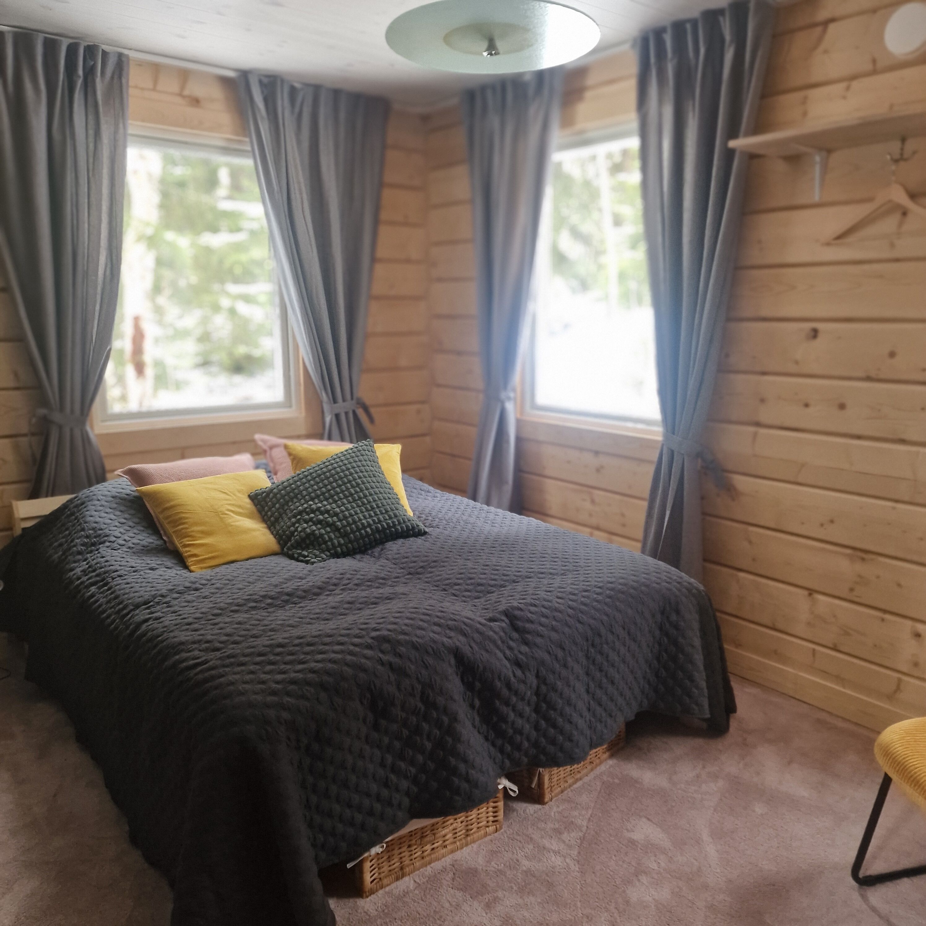 Classic Cabin, 2 Bedrooms, Mountain View | Free WiFi