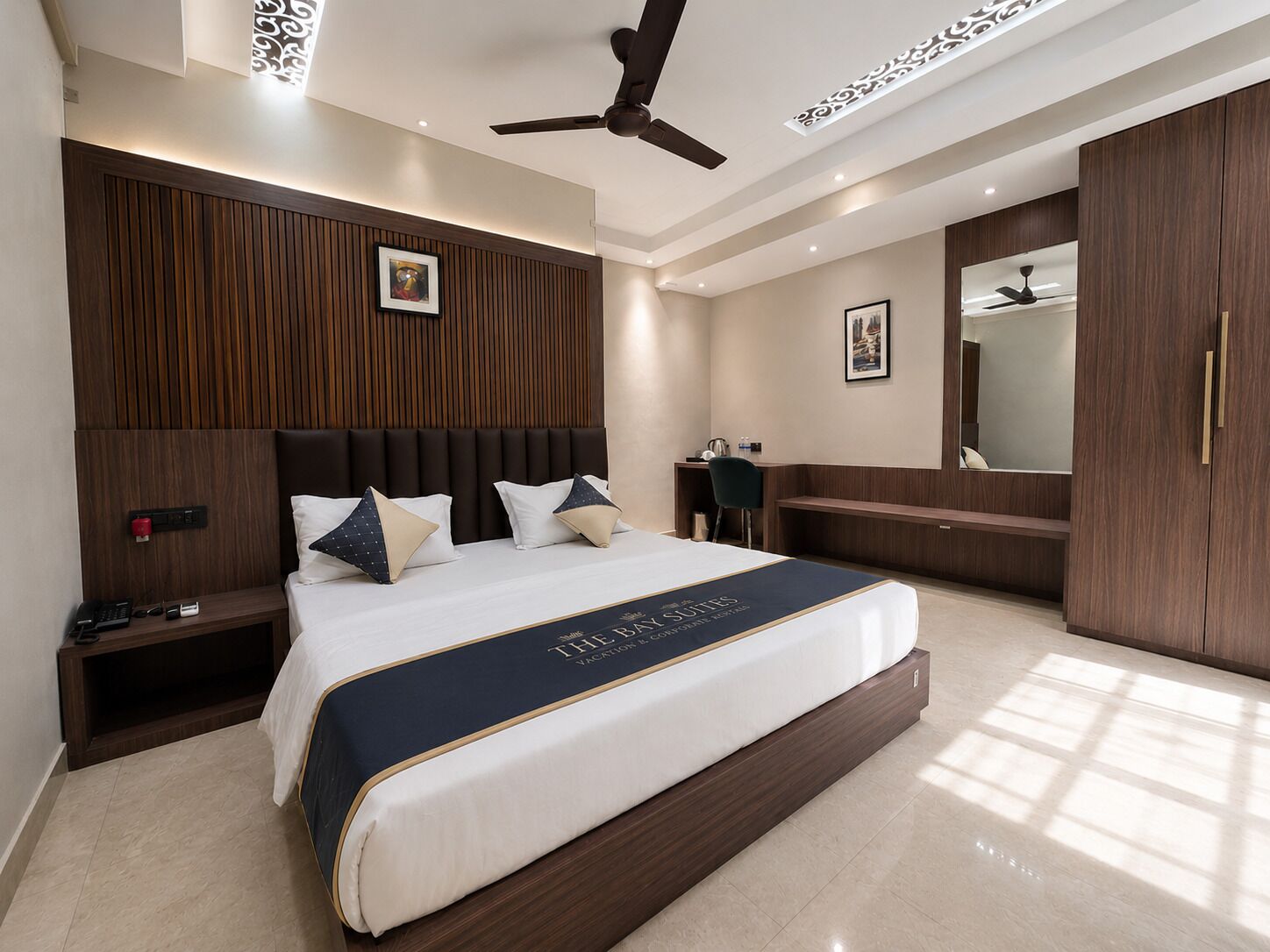 Deluxe Room | WiFi (free), bed sheets
