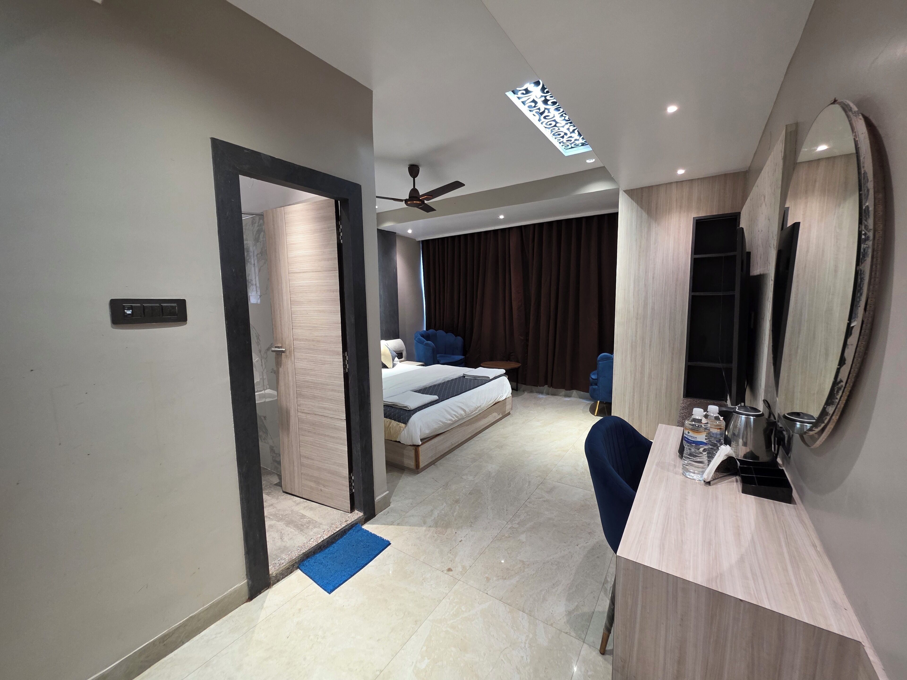 Estúdio superluxo, 1 quarto | Wi-Fi de cortesia, roupa de cama