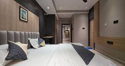 The Bay Suites - NIS