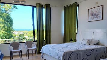 4 habitaciones, tabla de planchar con plancha y wifi gratis