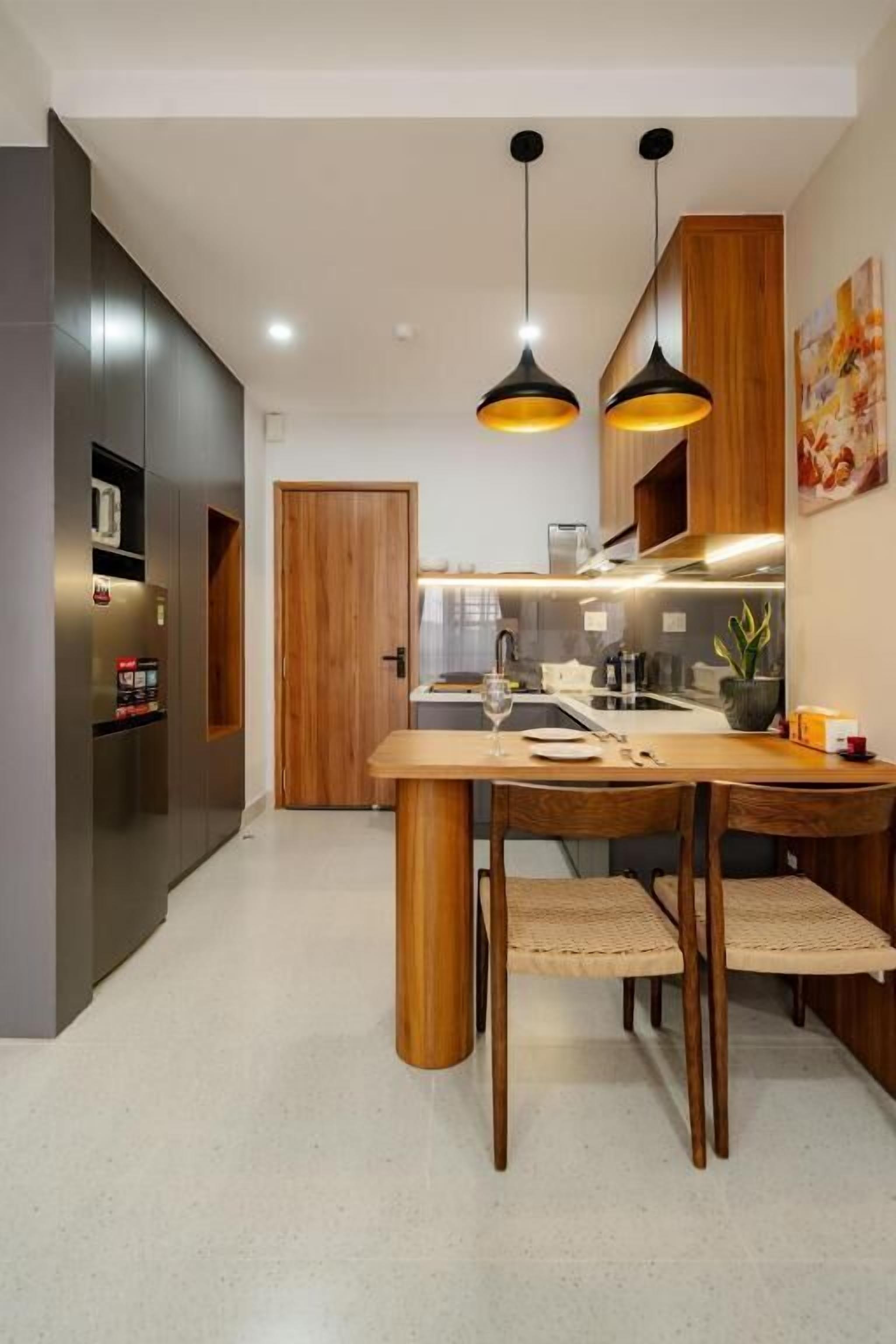 Junior Apartment, City View | Private kitchen | Fridge, microwave, stovetop, cookware/dishes/utensils