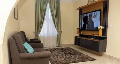Modern 2BR Apt in Diamond Hills Fast Wi-Fi & AC