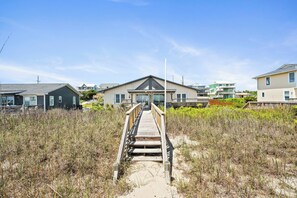 Exterior - Oceanfront 4BR Cottage with Expansive Ocean Views & Easy Beach Access (Emerald Isle)