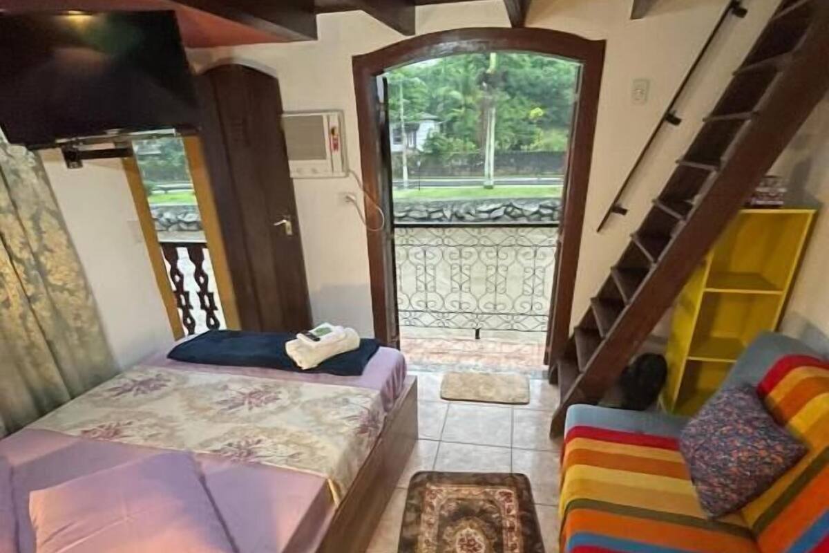 Family Room, Lanai, River View | Free WiFi