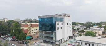 Hotel Lohara Inn
