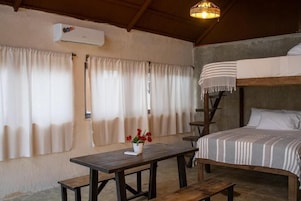 Basic Cabin, Garden View