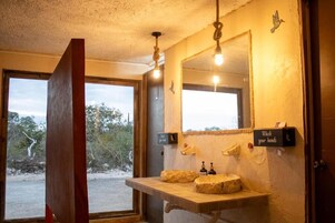 Comfort Cabin, Garden View | Interior