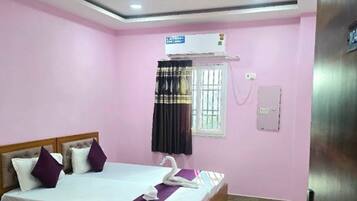 Premium Double Room, City View | Free WiFi