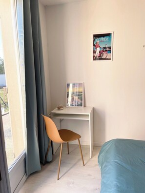 6 bedrooms, iron/ironing board, travel crib, WiFi