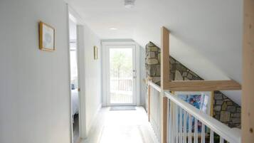 Iron/ironing board, travel crib, WiFi, bed sheets