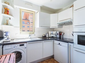 Kitchen / Dining Room - Les Regates by Interhome (Hyères)