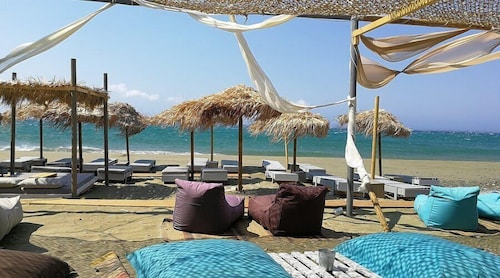 Tzados Sunny Villa - Tinos Summer Retreat
