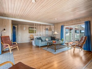 TV, fireplace - "Antonetta" - 80m from the sea by Interhome (Blåvand)
