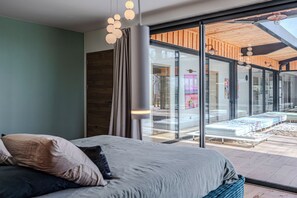 Room - Luxury villa downtown Soulac sur mer (soulac sur mer)