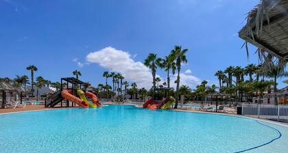 Oasis Duna Sand & Soul – 5 Guests, Boho-Tropical Ground Floor Apartment