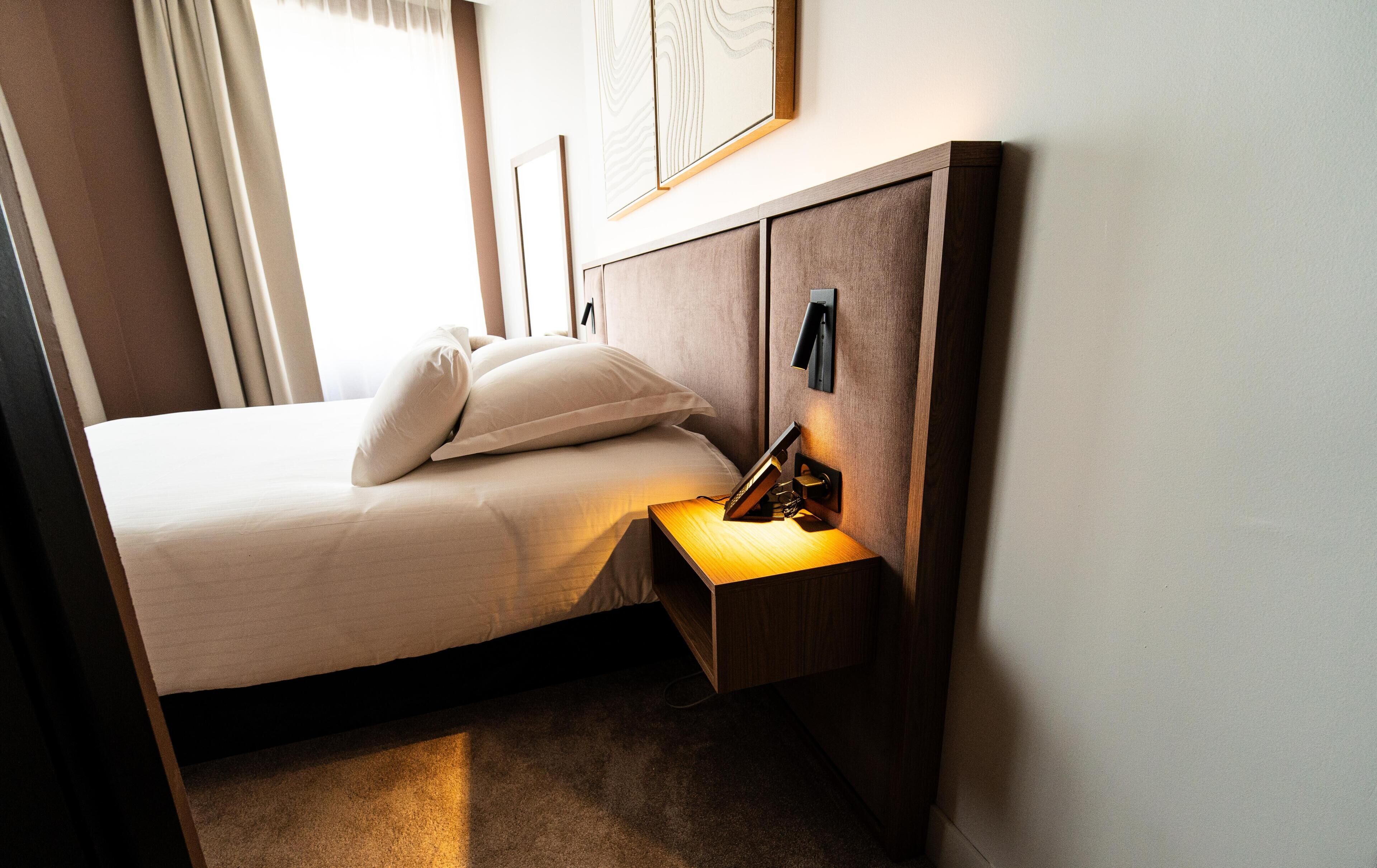 Kamar (Cosy Small) | Brankas dan didekorasi berbeda-beda