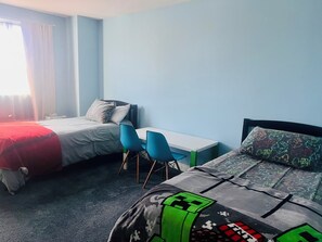 4 chambres, bureau, fer et planche à repasser, Wi-Fi gratuit