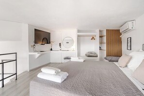 1 habitación, tabla de planchar con plancha y acceso a internet 