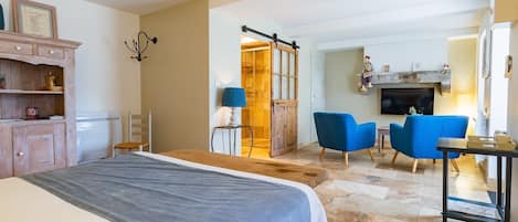 1 chambre, literie fournie