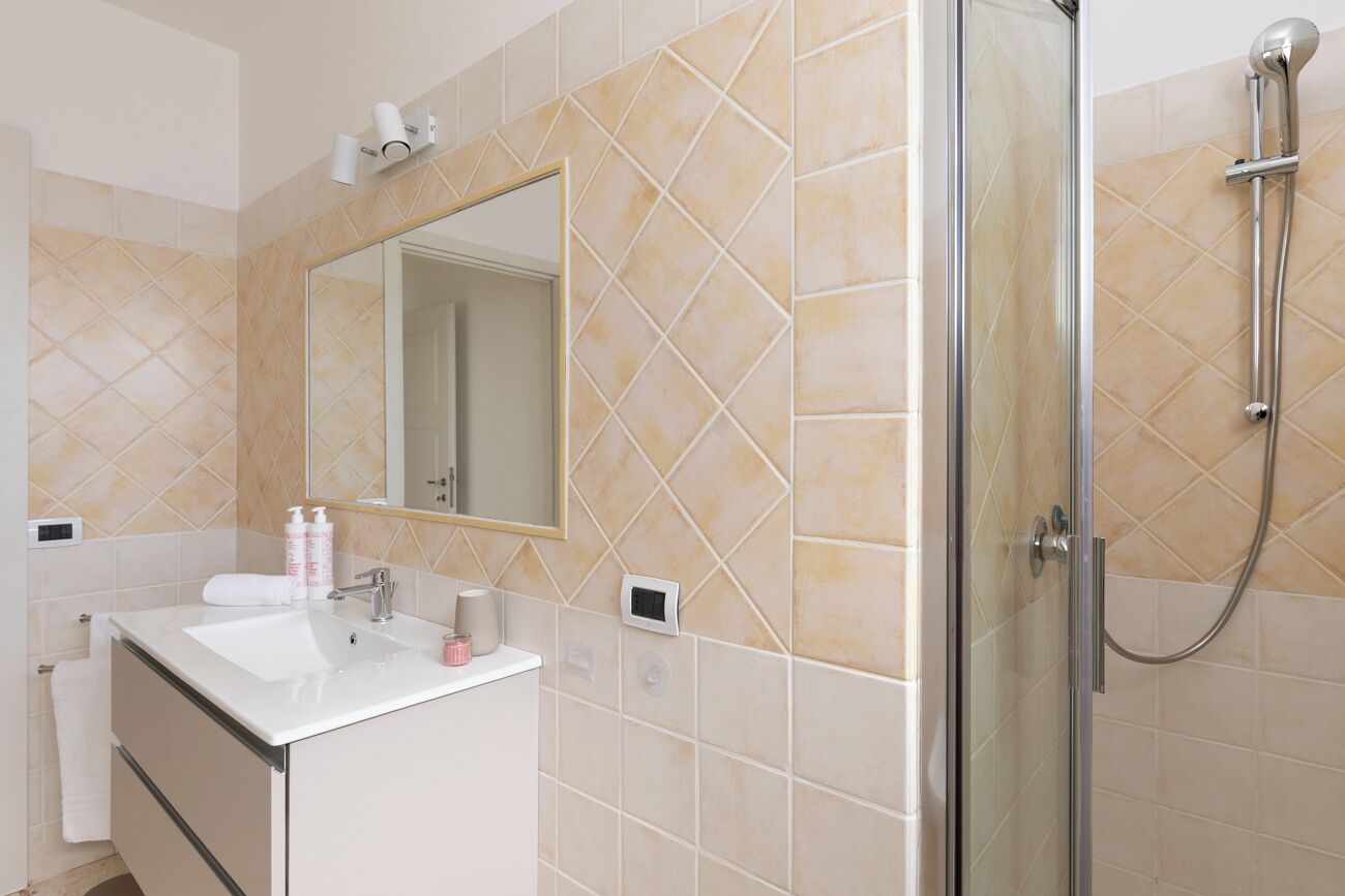 Appartamento Comfort, 1 camera da letto, balcone | Bagno | Doccia, set di cortesia gratuito, asciugacapelli, asciugamani