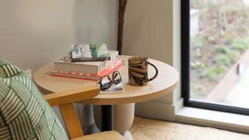 Classic Studio, Non Smoking | Interior