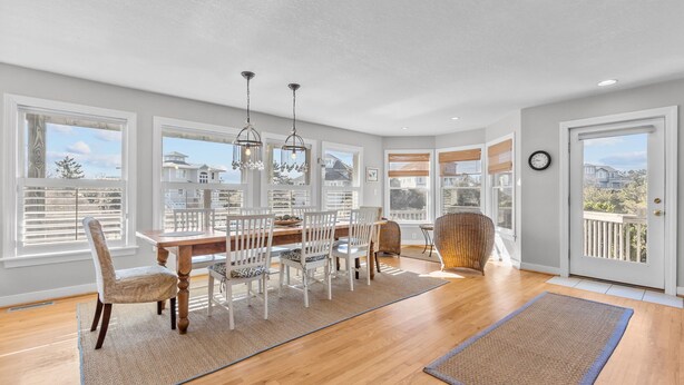 Interior - Sun Realty pet-friendly oceanside Duck home w/ pool, hot tub & sound views (Duck)